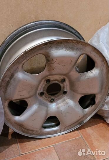 Оригинальные диски Jeep Cheroke с датчиками r17