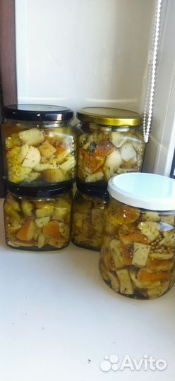 Домашние заготовки: лечо, грибы маринованные, суше