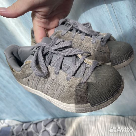 Кроссовки Adidas 29