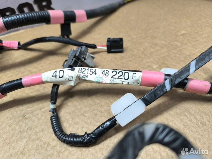 Проводка задней левой двери Lexus RX