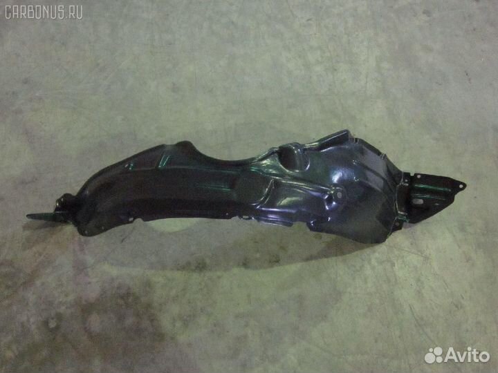 Подкрылок Toyota Vitz SCP90 правый