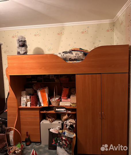 Двухъярусная кровать