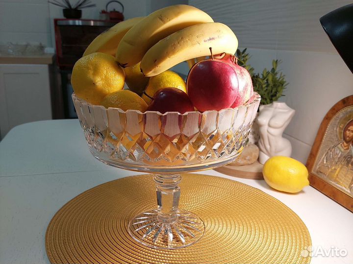 Ваза для фруктов