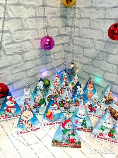 Новогодние предсказания для детей и взрослых