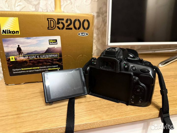 Nikon D5200 body