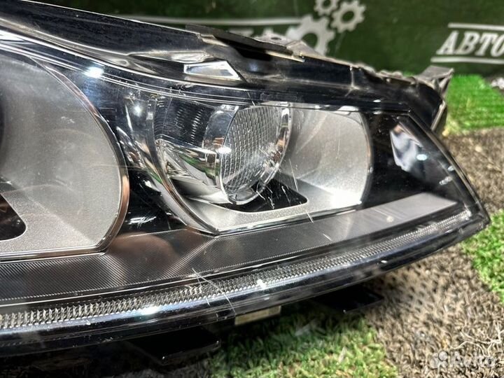 Фара правая Jaguar F Pace 2016-2020