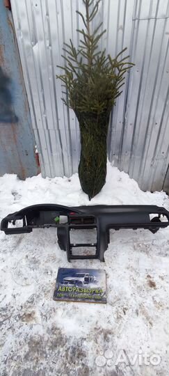 Торпедо Peugeot 406