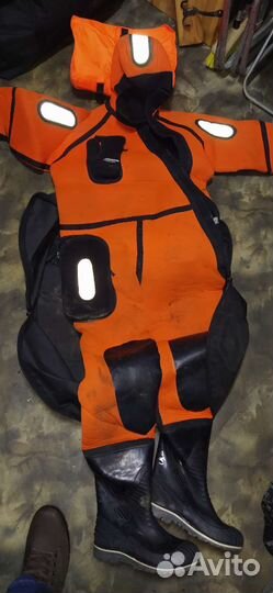 Спасательный гидрокостюм гкс-1