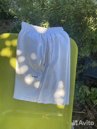 Znwr шорты