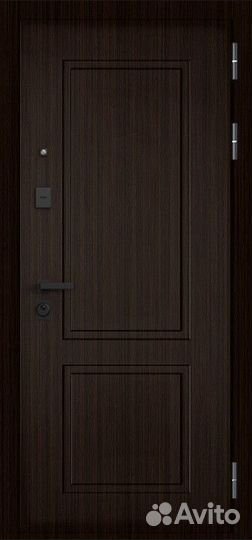 Дверь входная металлическая с зеркалом