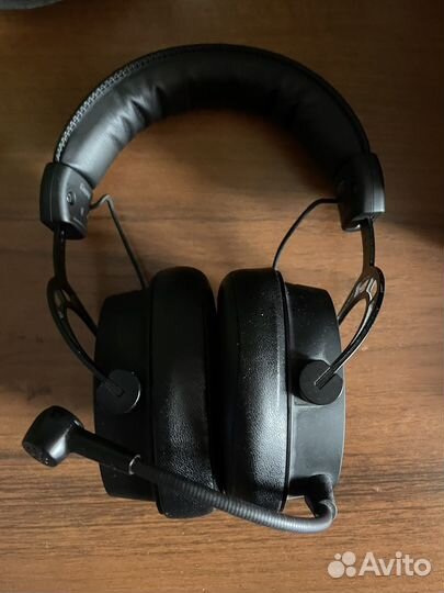 Игровая гарнитура HyperX