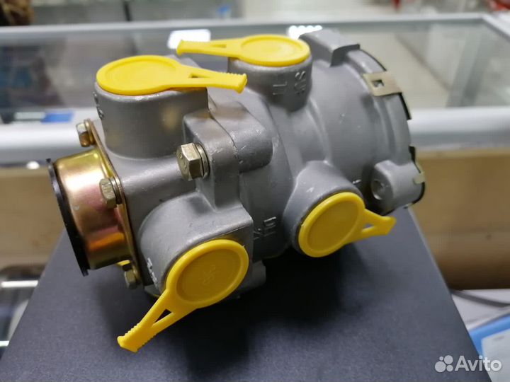 Кран главный тормозной Peterbilt, Inter, FRL