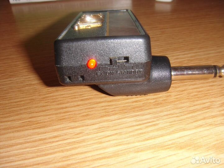 Гитарный усилитель для наушников VOX amplug bass