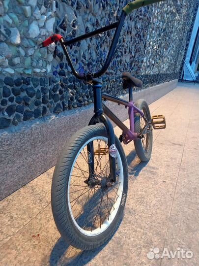 Трюковой велосипед бмх
