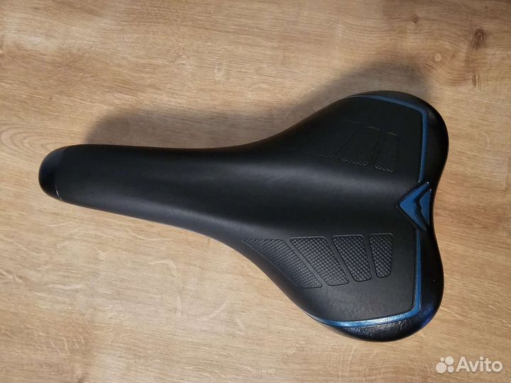 Седло велосипеда Merida