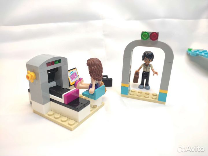 Lego Friends 41100 Частный самолёт