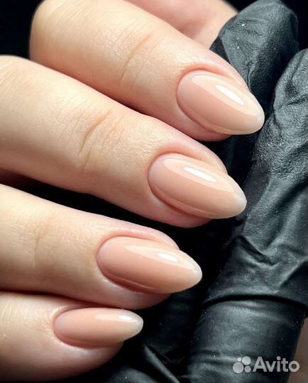 Мастер маникюра и педикюра