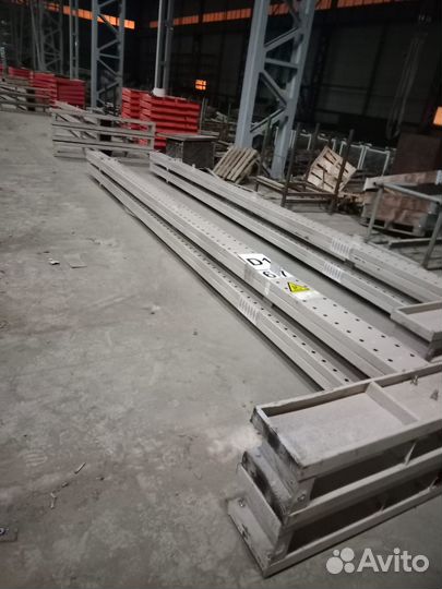 Стеллаж консольный бу и новый в комплекте