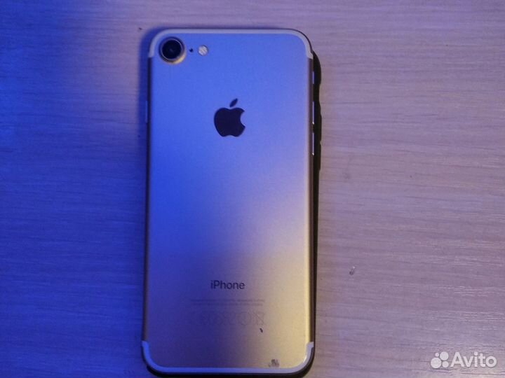 iPhone 7, 128 ГБ