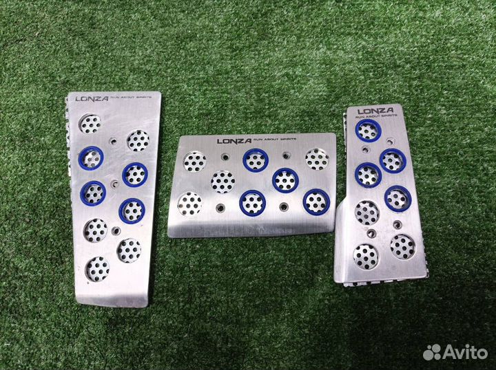 Накладка на педаль Toyota Kluger V 2005 MCU25W 1mz