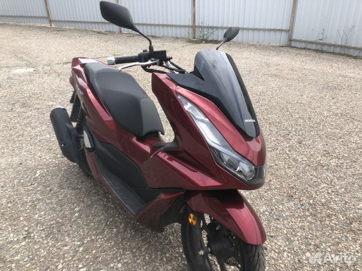 Скутер Honda PCX 125A
