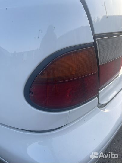 Задний стоп сигнал nissan n15