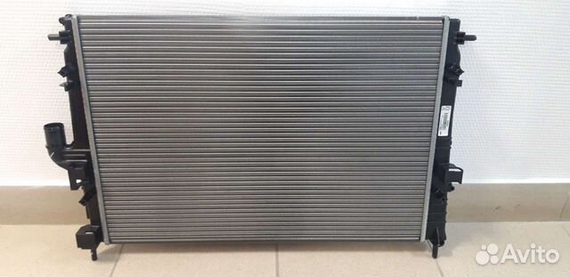 Радиатор охлаждения Ниссан Альмера G15 АКПП