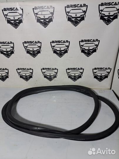 Уплотнитель двери передний правый Vw Tiguan 5N