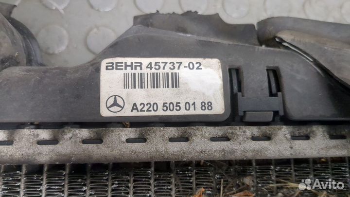 Радиатор охлаждения двигателя Mercedes S W220, 2004