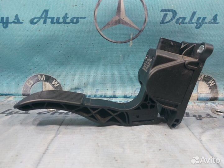 Педаль газа Mercedes-Benz V-Class W639 272.978