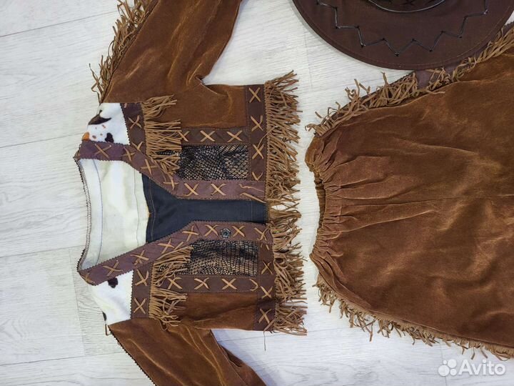 Новогодний костюм на мальчика 122-128