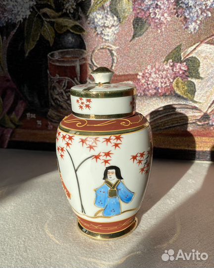 Чайница фарфоровая