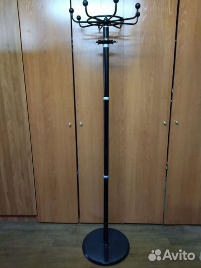 Вешалка напольная