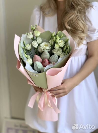 Букет из клубники в шоколаде