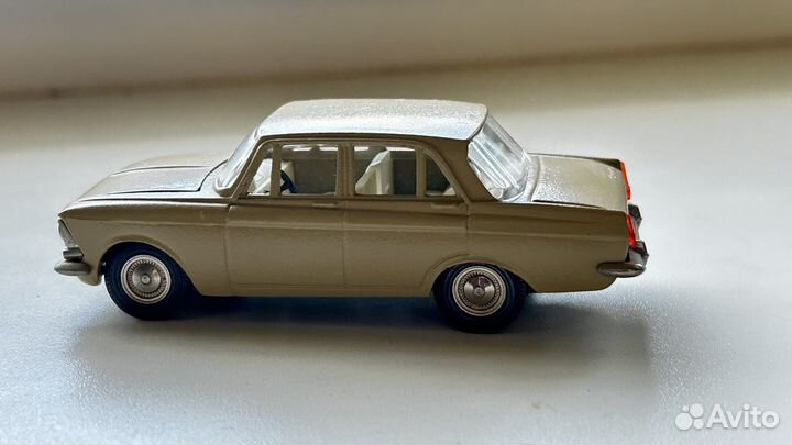 Модель автомобиля Москвич 408 СССР