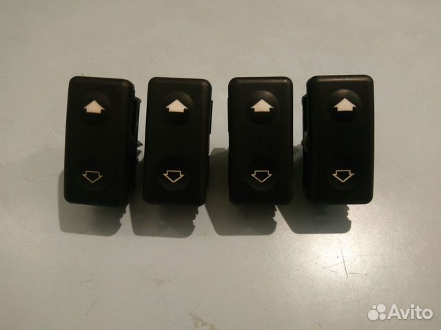 Кнопки электроподъемников задних дверей bmw e34 e3