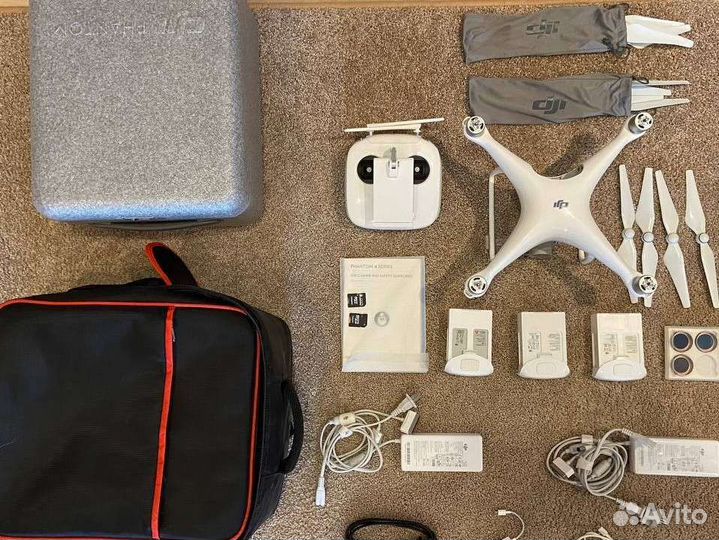 Квадрокоптер DJI Phantom 4 advanced