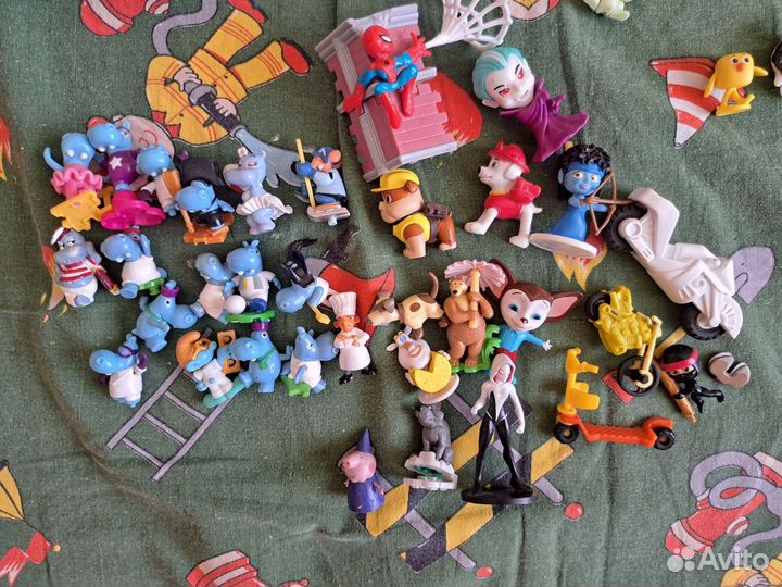 Киндер игрушки пакетом