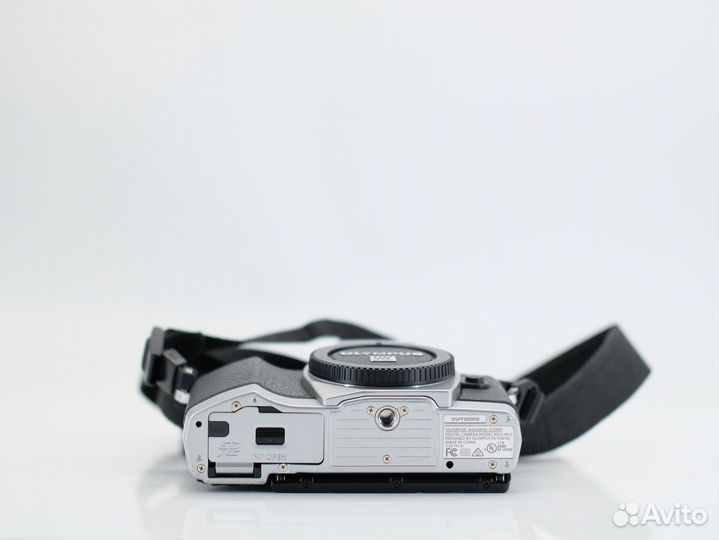 Olympus OM-D E-M10 Body как новый, обмен. гарант