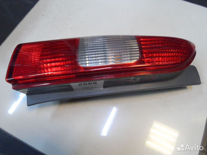 Задний фонарь левый Toyota Probox