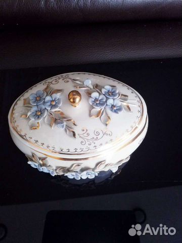 Шкатулка фарфор, ручная лепка