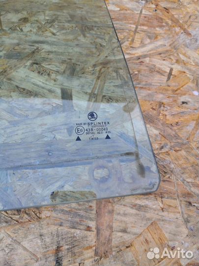 Стекло двери задней Skoda Octavia I рестайлинг (20