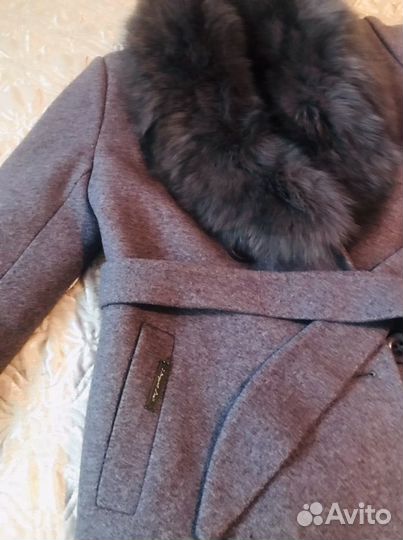 Продаю пальто
