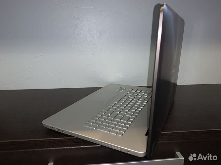 Ноутбук asus (i7 6700/GTX 950M)