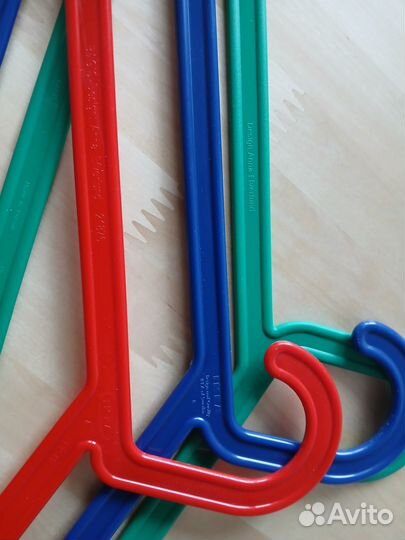 Вешалки плечики IKEA цветные