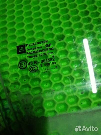 Переднее правое стекло opel astra H