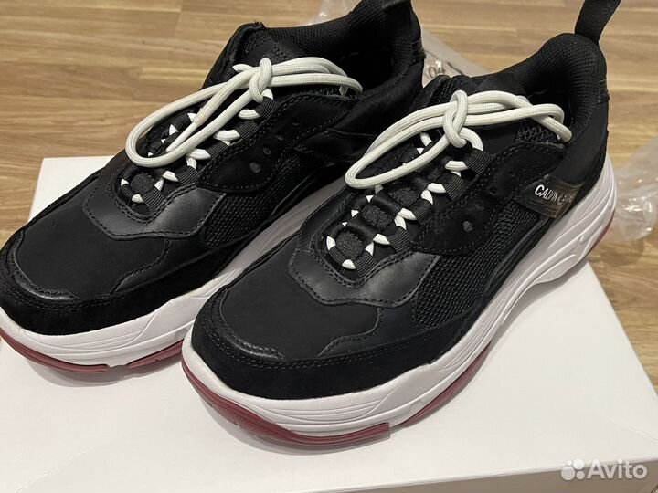 Габаритные кроссовки Calvin Klein Marvin
