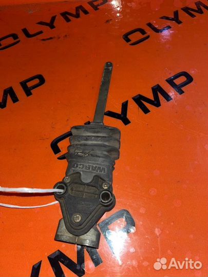 Кран уровня пола кабины Volvo Fh12 D12D