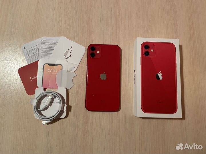 iPhone 11, 64 ГБ