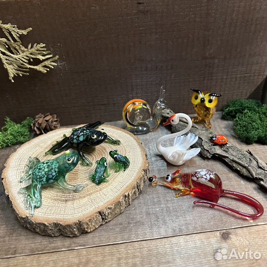 Фигурки из стекла. Лягушки, коты, зайцы, сова